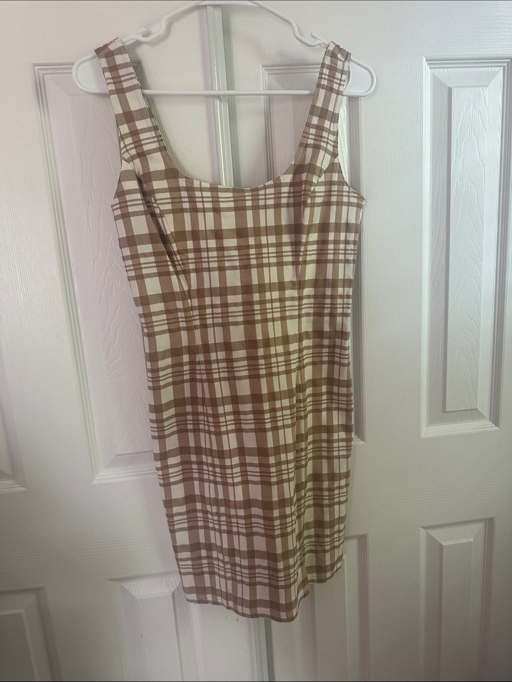 Forever 21 Cream and Beige Plaid Sleeveless Sheath Dress